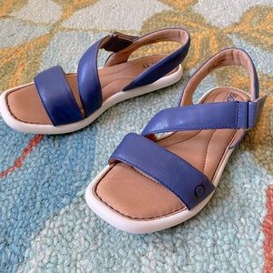 Born Diagonal Strap Leather Sandals